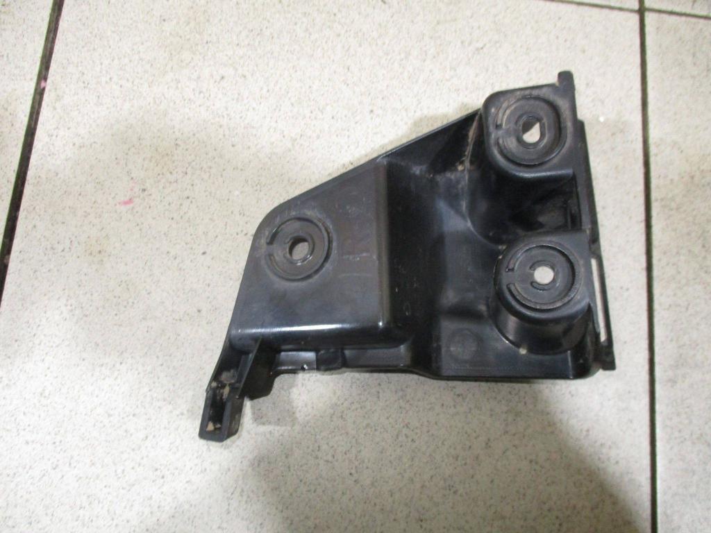 Кронштейн заднего бампера правый, 500 рублей, Пермь