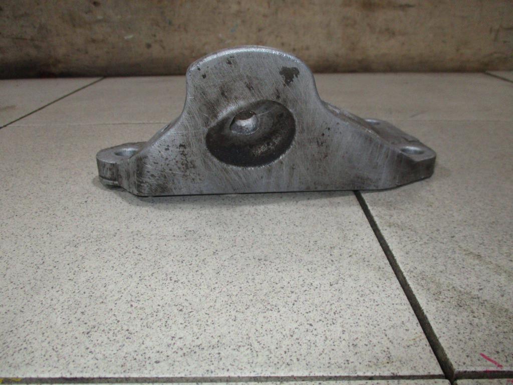 Кронштейн двигателя левый, 1000 рублей, Пермь