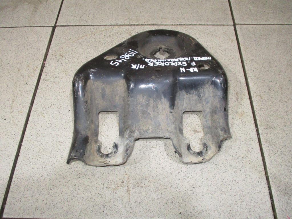 Кронштейн подрамника, 1000 рублей, Пермь