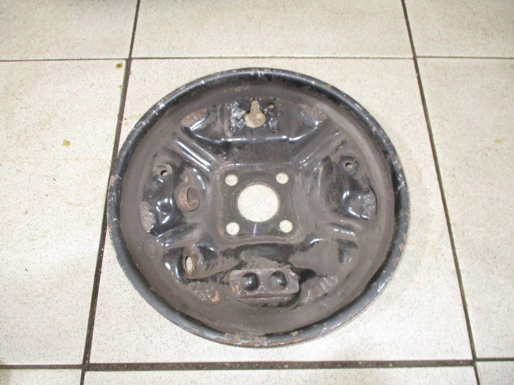 Щит опорный задний левый, 1000 рублей, Пермь