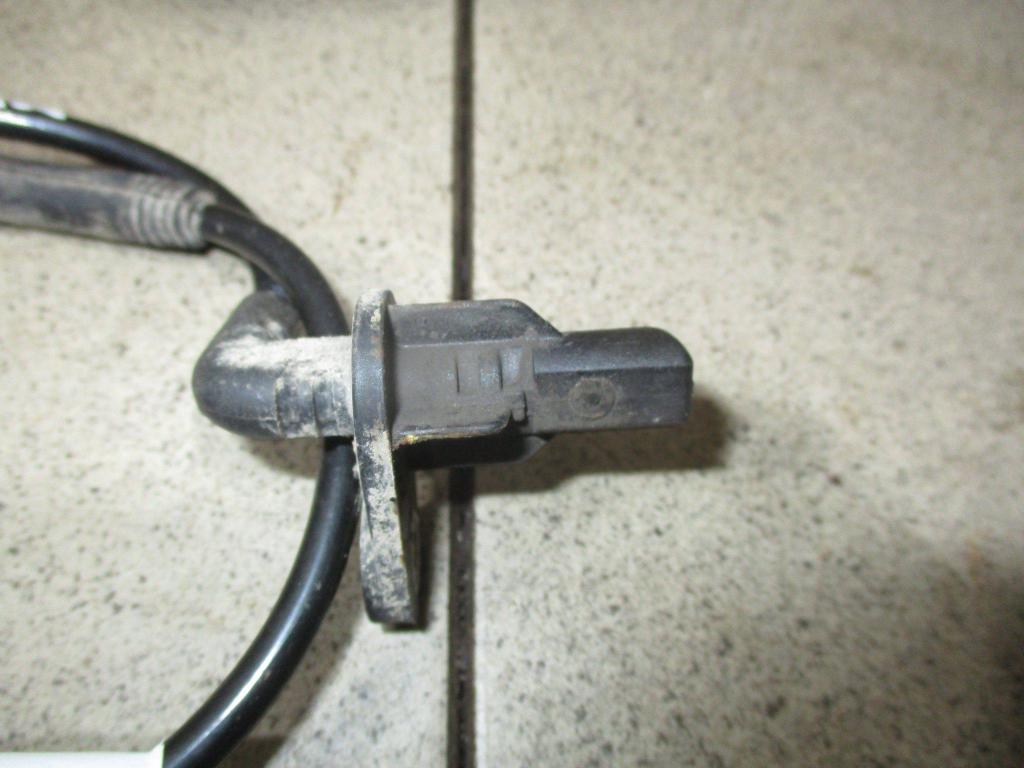 Датчик ABS задний правый, 1000 рублей, Пермь