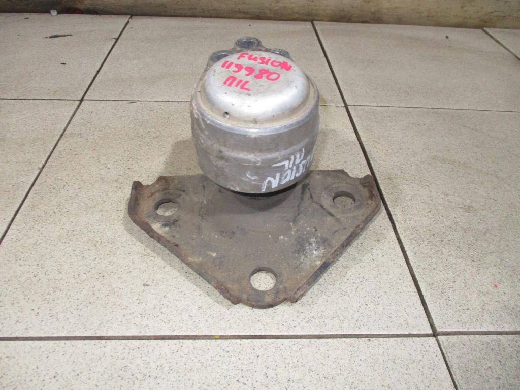 Опора двигателя правая, 2100 рублей, Пермь