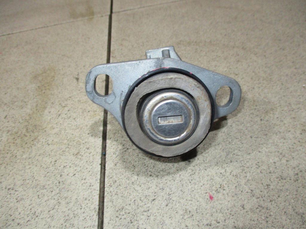 Вставка замка багажника, 1000 рублей, Пермь