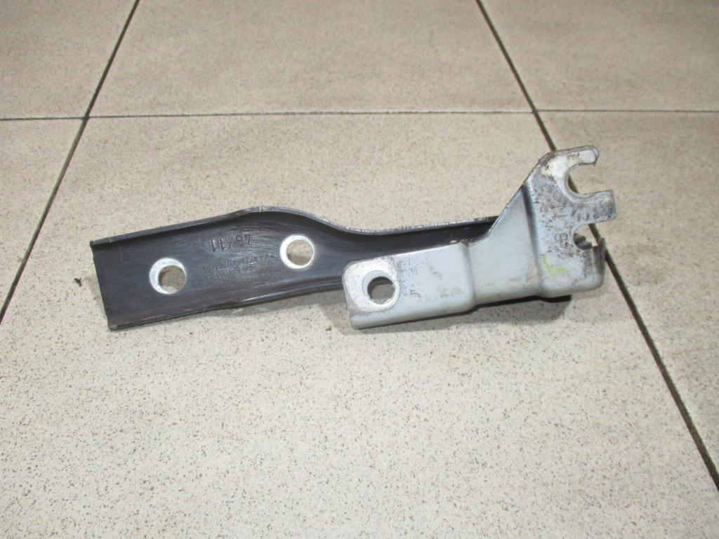 Петля капота правая, 1000 рублей, Пермь