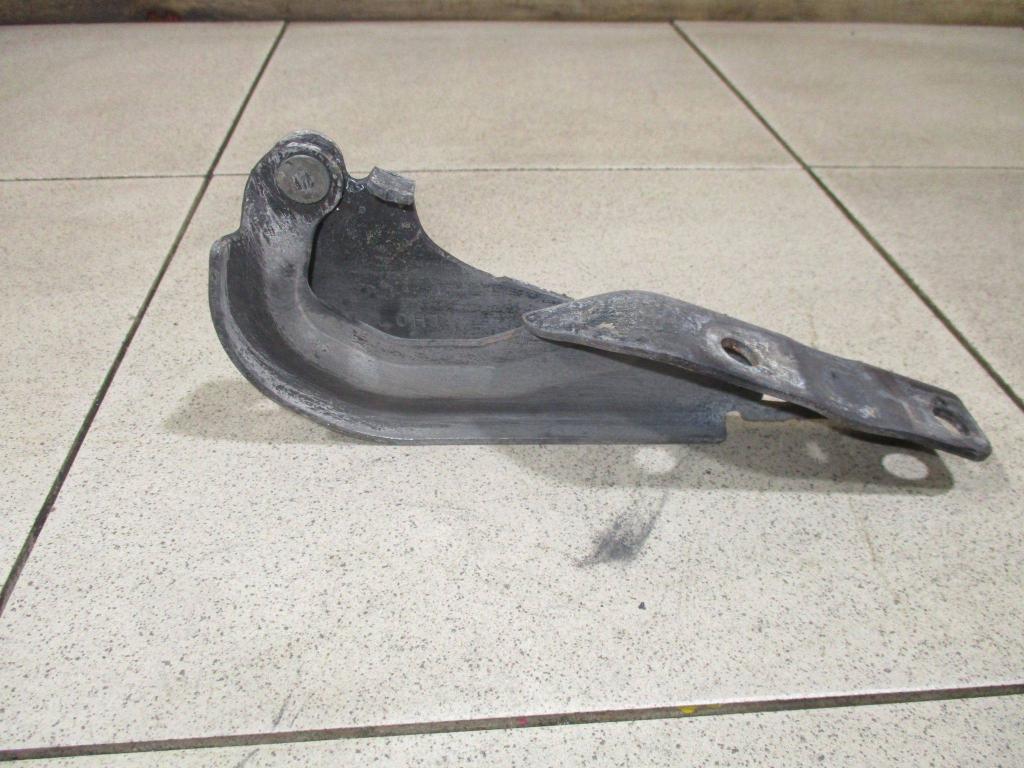 Петля капота левая, 1000 рублей, Пермь