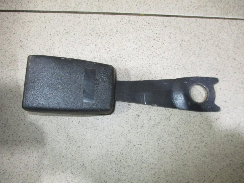 Ответная часть ремня безопасности, 500 рублей, Пермь