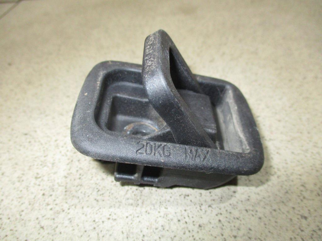 Крючок крепежный, 500 рублей, Пермь