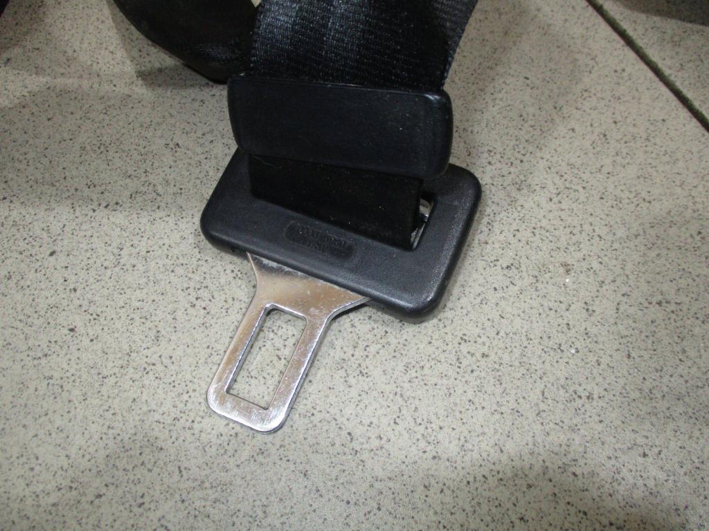 Ответная часть ремня безопасности, 500 рублей, Пермь