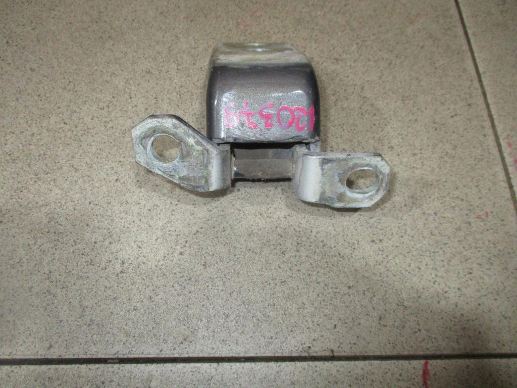 Петля двери передней правой нижняя, 500 рублей, Пермь