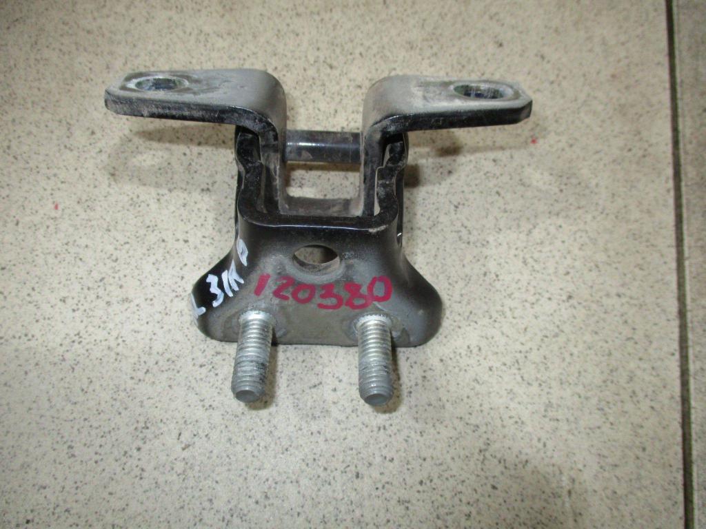 Петля двери задней правой верхняя, 500 рублей, Пермь