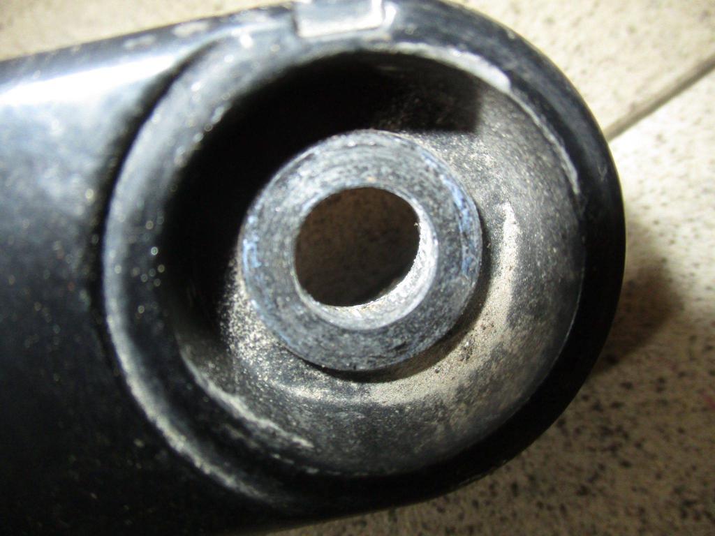 Поводок стеклоочистителя передний правый, 1500 рублей, Пермь