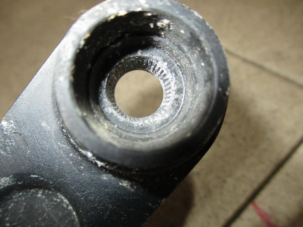 Поводок стеклоочистителя передний правый, 1500 рублей, Пермь