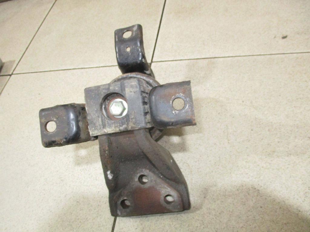 Опора двигателя правая, 2100 рублей, Пермь