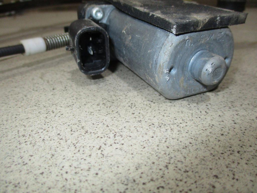 Стеклоподъемник передний правый, 3500 рублей, Пермь