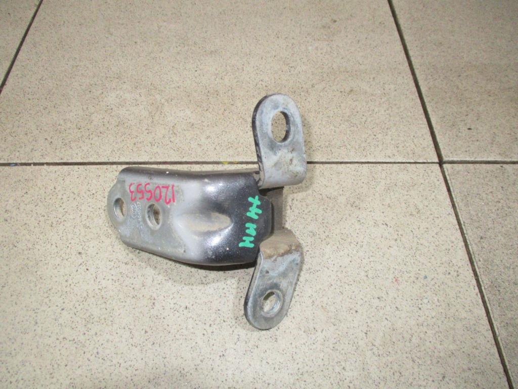 Петля двери задней правой нижняя, 500 рублей, Пермь