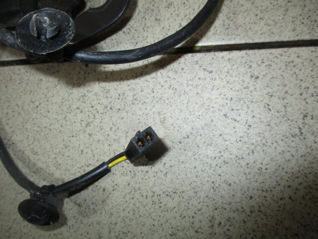 Ответная часть ремня безопасности, 2000 рублей, Пермь