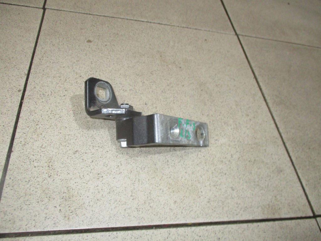 Петля двери задней левой верхняя, 500 рублей, Пермь