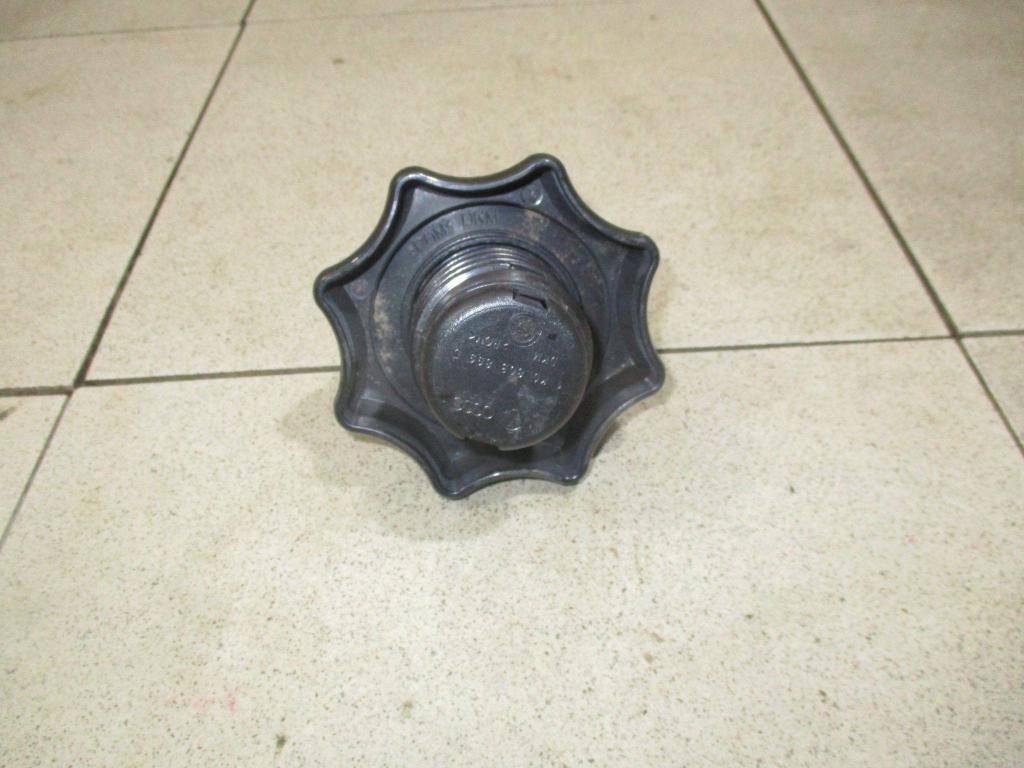 Болт крепления запасного колеса, 500 рублей, Пермь