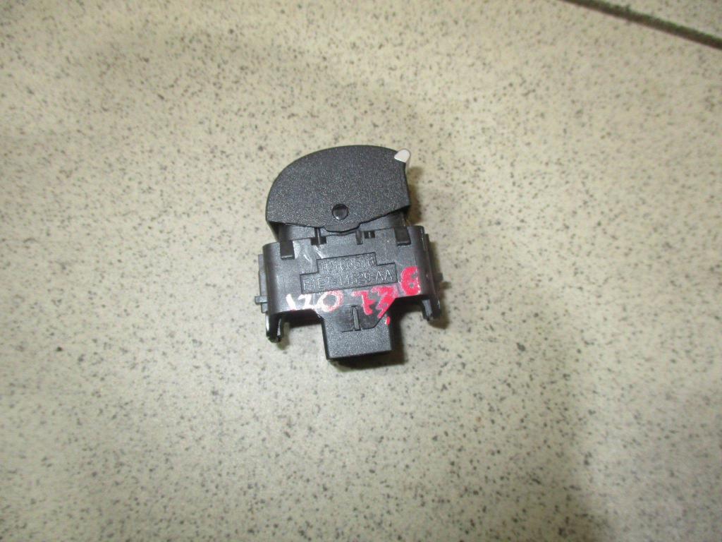 Кнопка стеклоподъемника, 500 рублей, Пермь