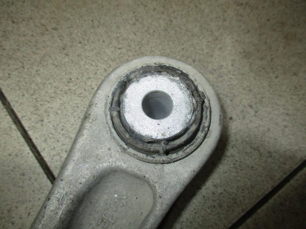 Рычаг задний верхний левый, 1000 рублей, Пермь