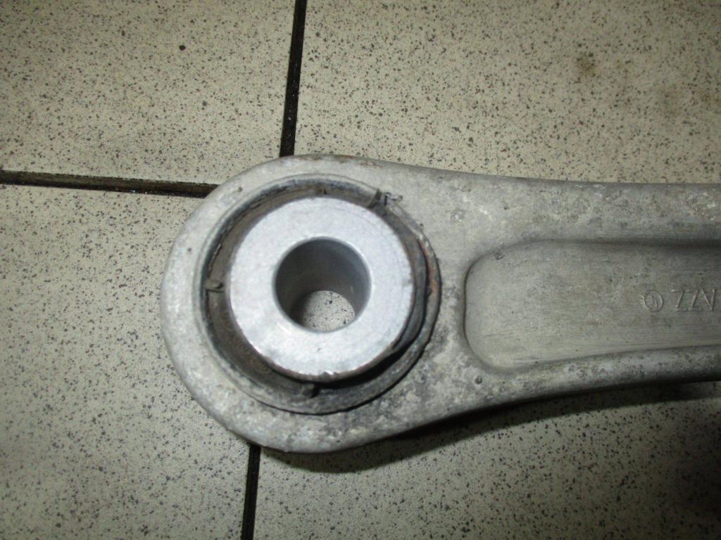 Рычаг задний верхний левый, 1000 рублей, Пермь