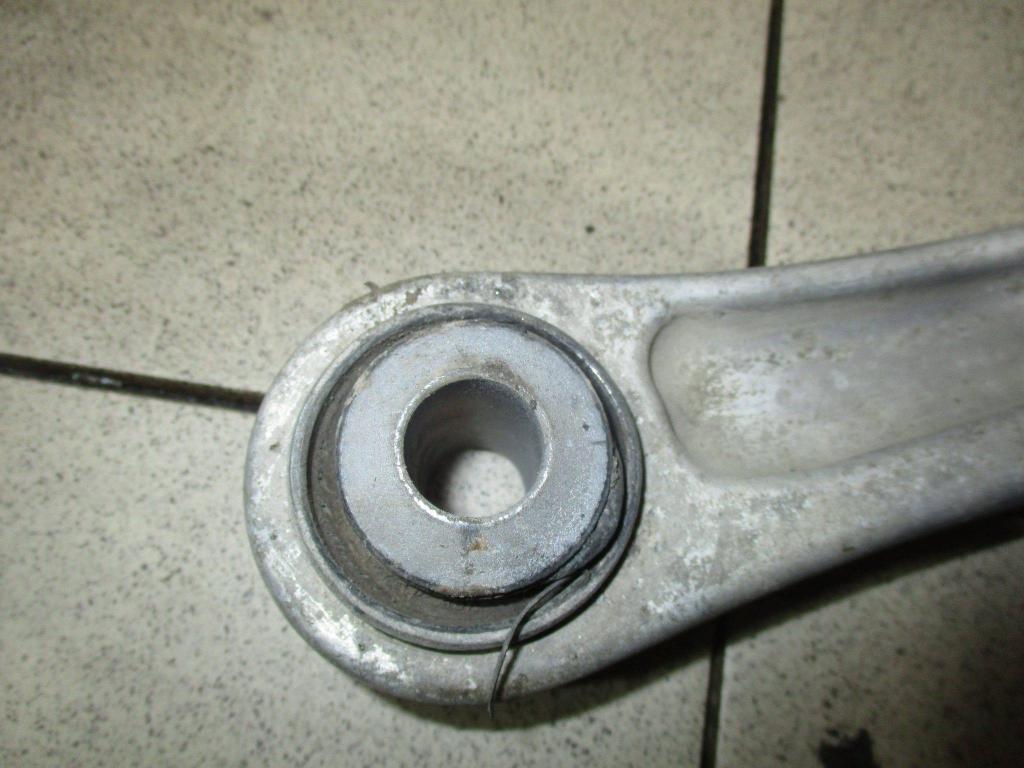 Рычаг задний верхний левый, 1000 рублей, Пермь