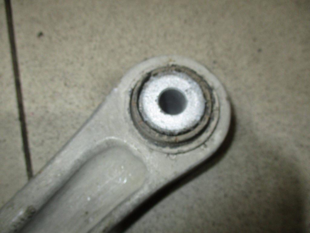 Рычаг задний верхний правый, 1000 рублей, Пермь