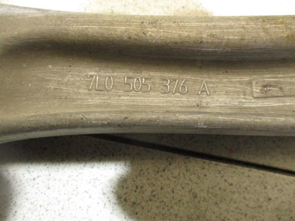 Рычаг задний верхний правый, 1000 рублей, Пермь