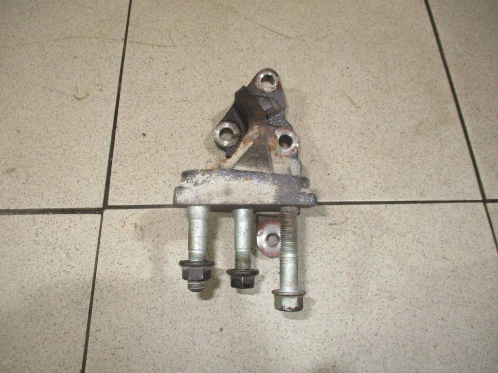 Кронштейн двигателя правый, 800 рублей, Пермь