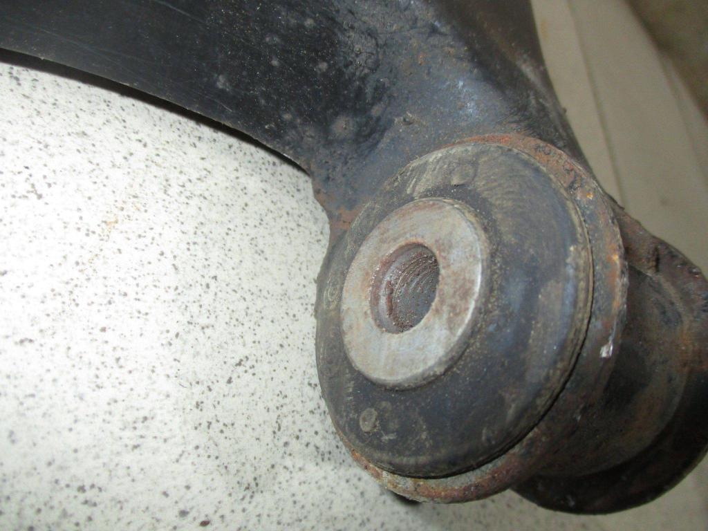 Рычаг передний левый, 2000 рублей, Пермь