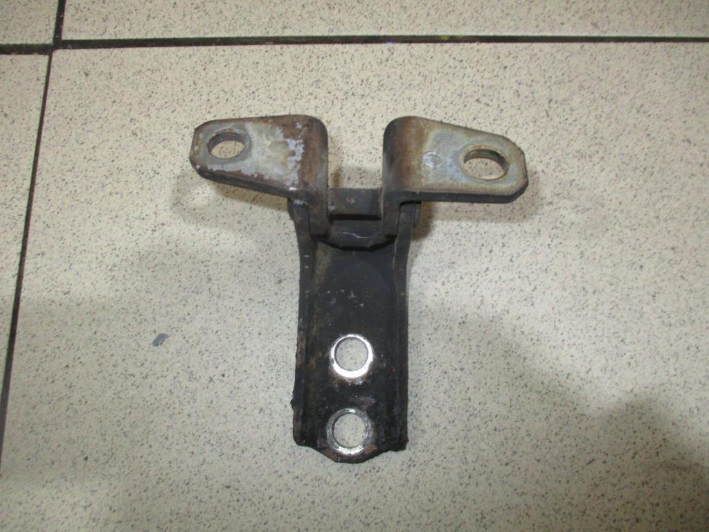 Петля двери передней, 550 рублей, Пермь