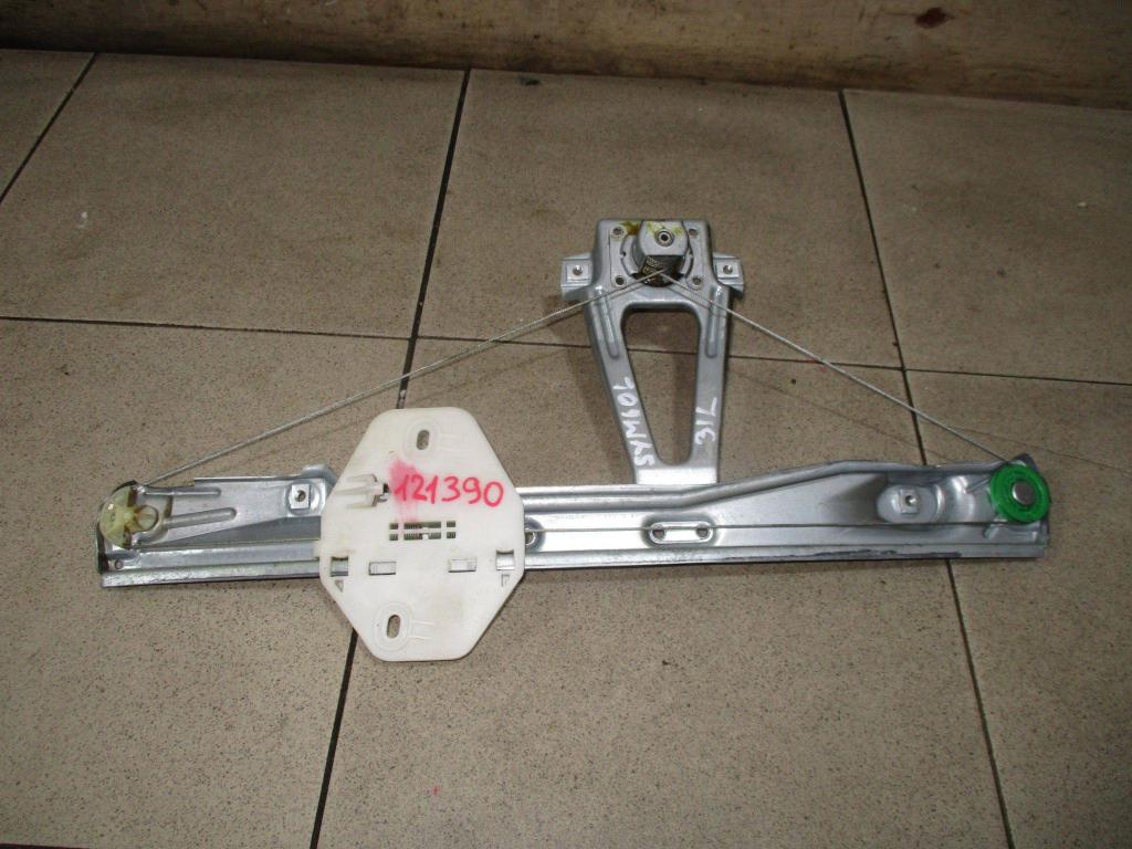 Стеклоподъемник механический задний левый, 750 рублей, Пермь