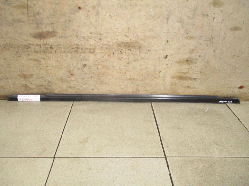 Накладка стекла заднего правого, 500 рублей, Пермь