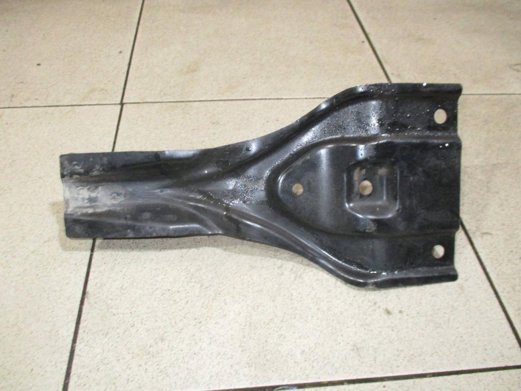 Кронштейн замка капота, 600 рублей, Пермь