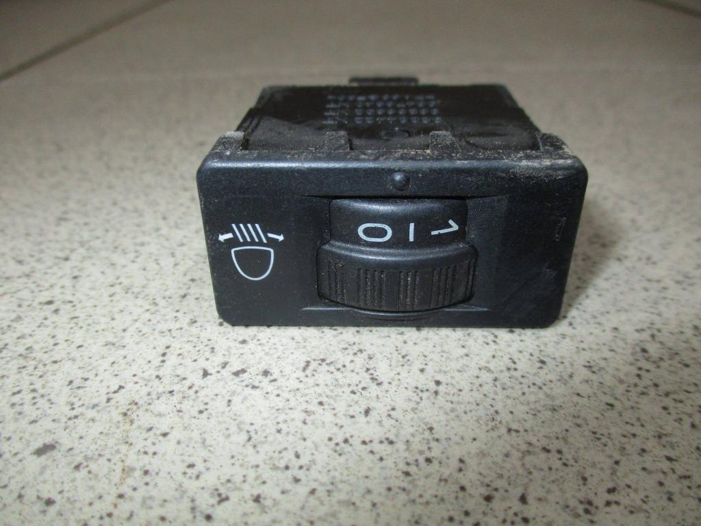 Кнопка корректора фар, 500 рублей, Пермь