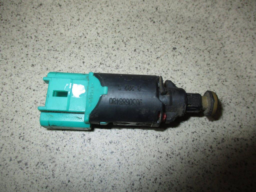 Датчик включения стопсигнала, 500 рублей, Пермь