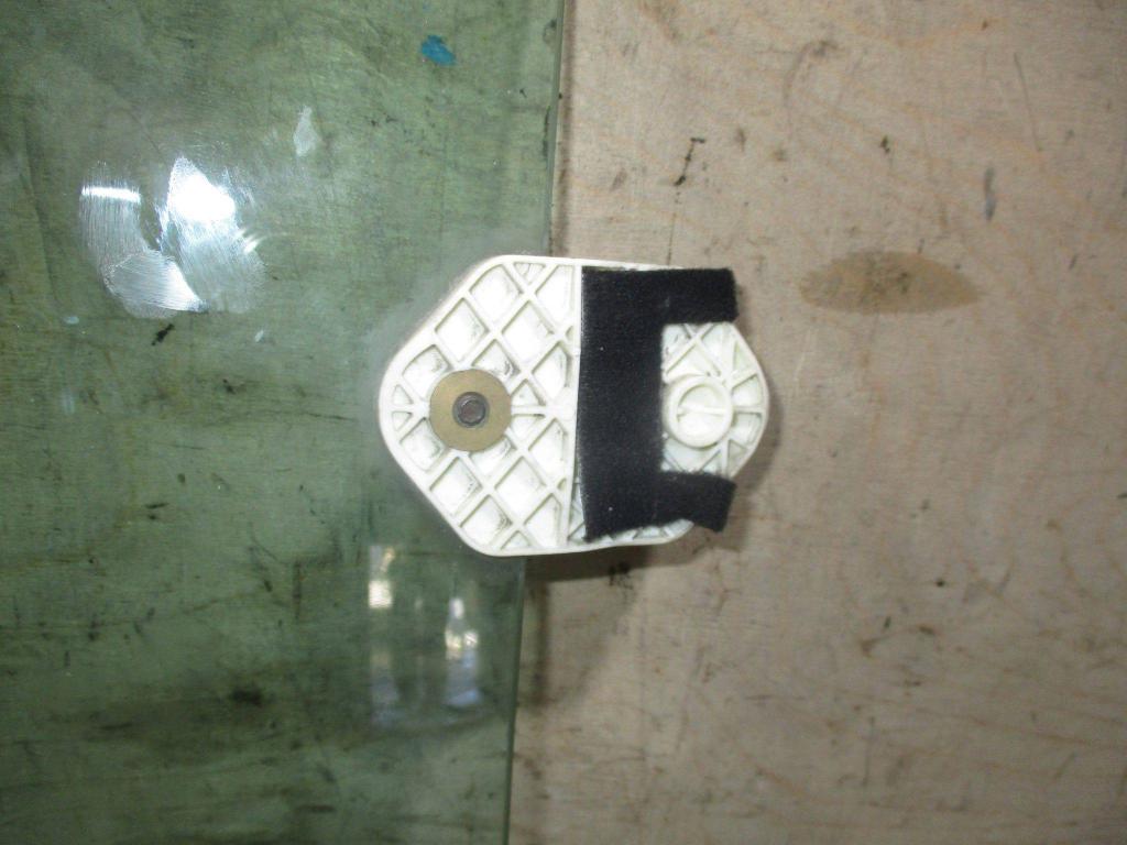 Стекло двери задней левой, 2500 рублей, Пермь