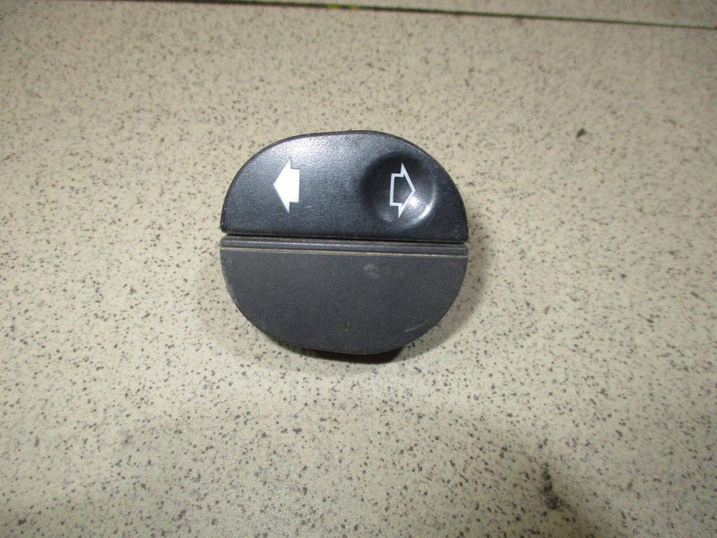 Кнопка стеклоподъемника, 500 рублей, Пермь