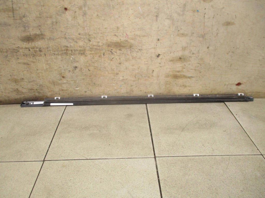 Накладка стекла переднего правого, 1000 рублей, Пермь