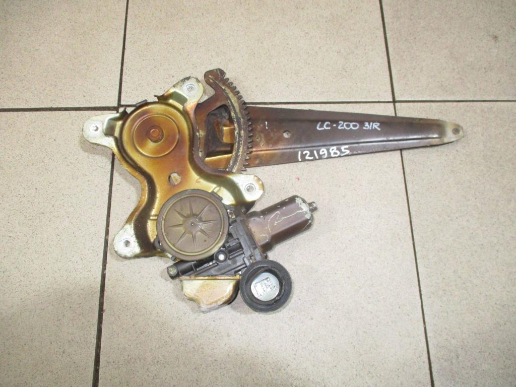 Стеклоподъемник задний правый, 2600 рублей, Пермь