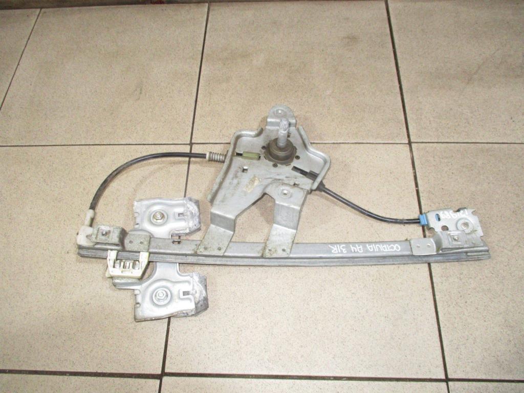 Стеклоподъемник механический задний правый, 1600 рублей, Пермь