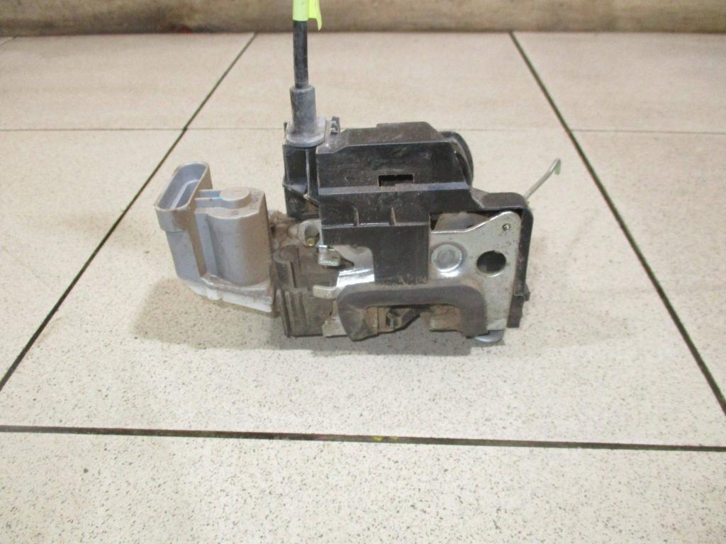 Замок двери передней правой, 1000 рублей, Пермь