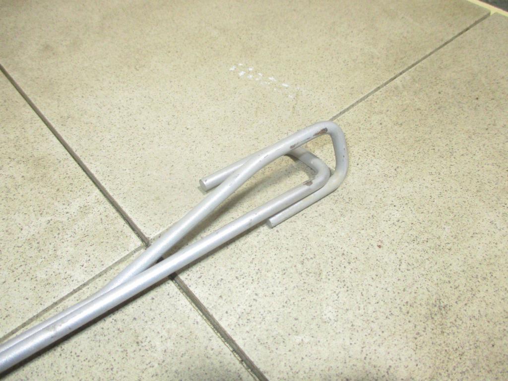 Торсион багажника, 500 рублей, Пермь