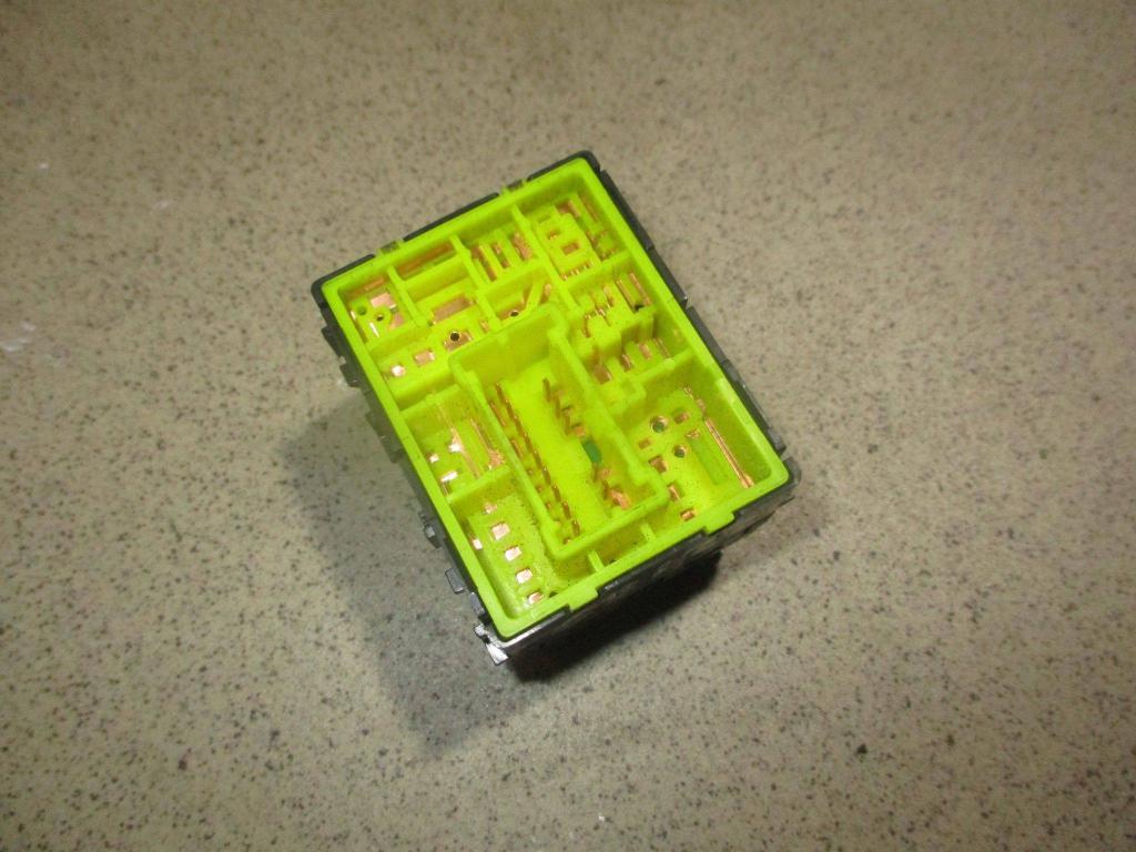 Переключатель регулировки зеркала, 500 рублей, Пермь