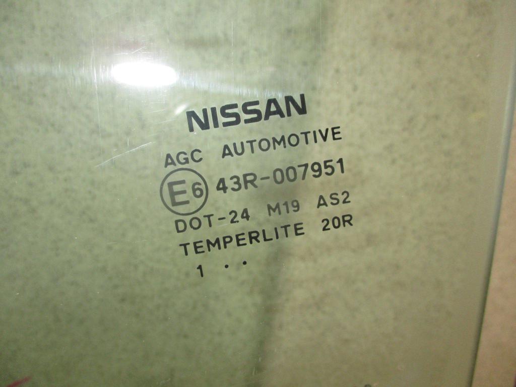 Стекло двери передней левой, 2500 рублей, Пермь