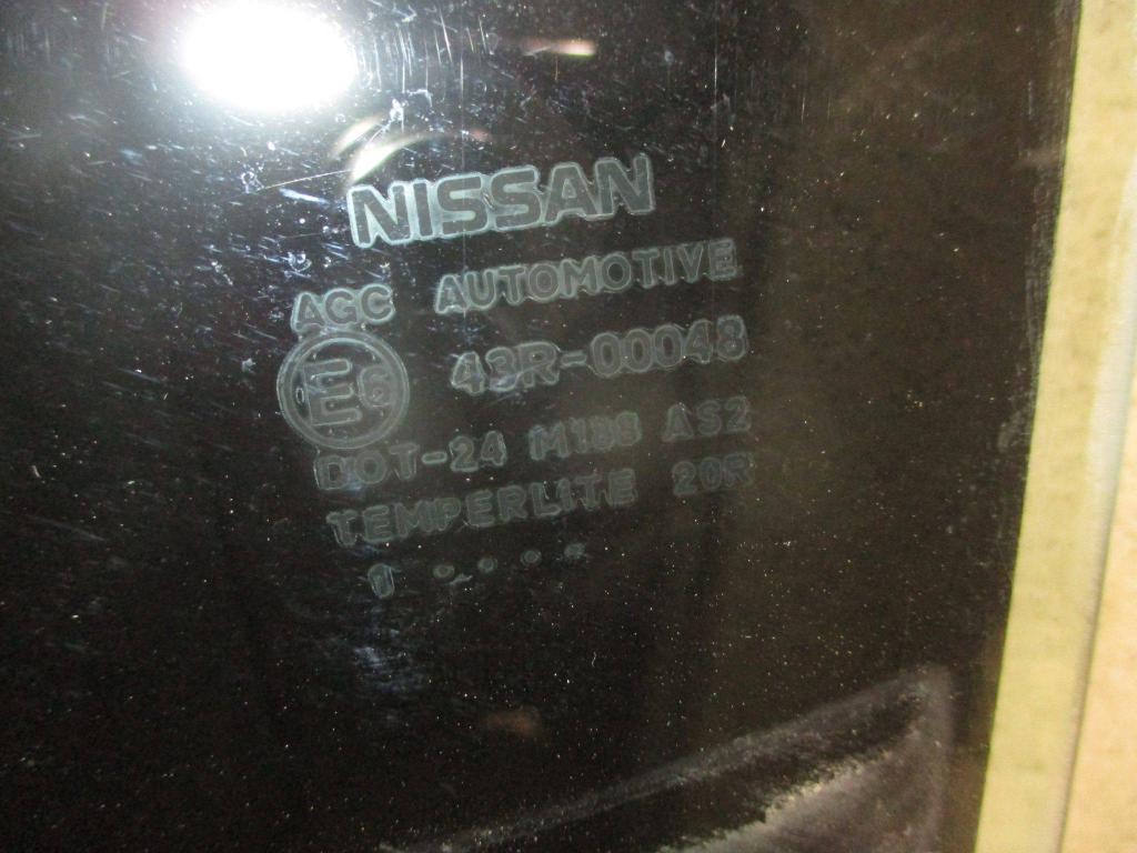 Стекло двери задней левой, 2000 рублей, Пермь