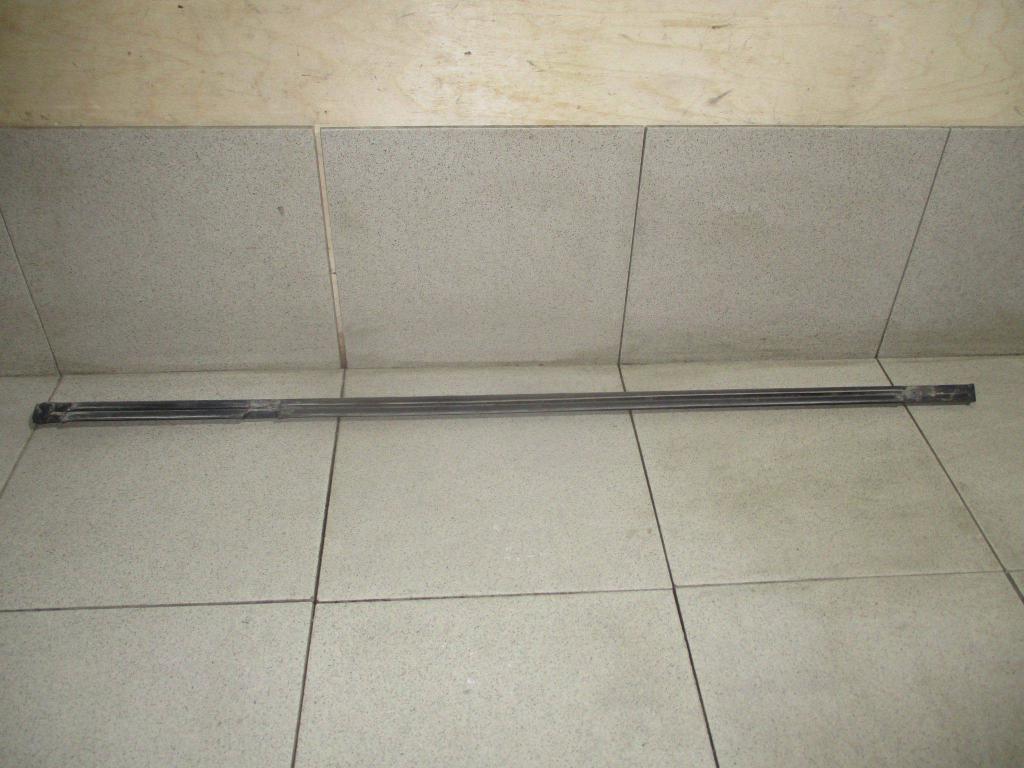 Накладка стекла заднего правого, 1000 рублей, Пермь