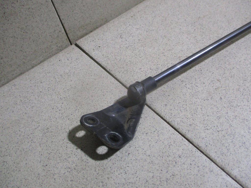 Амортизатор двери багажника, 500 рублей, Пермь