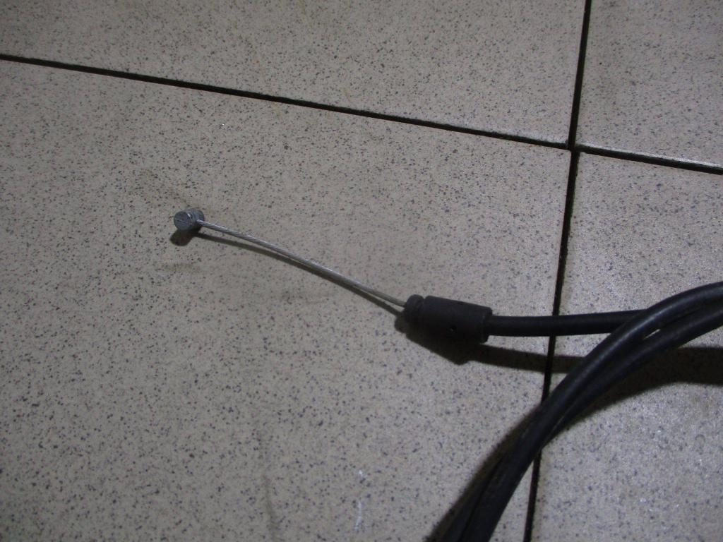 Трос открывания капота, 2000 рублей, Пермь