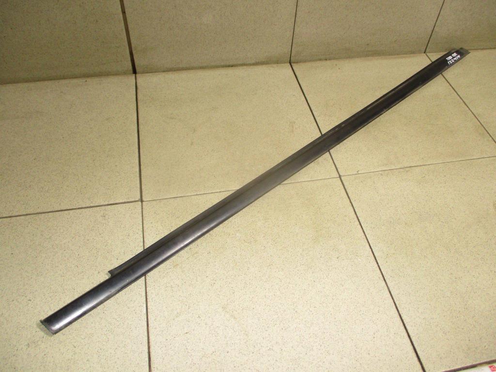 Накладка стекла переднего правого, 700 рублей, Пермь